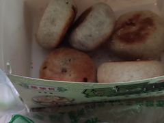 -华荣哲绿豆饼(泰安店)