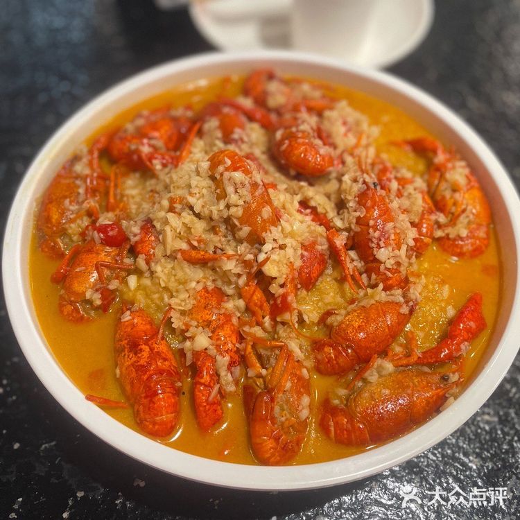 龙虾季     周姑娘不等位