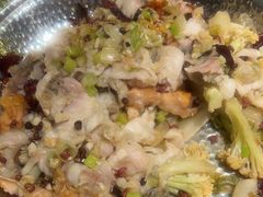 -小鱼小牛·鱼牛干锅·脆鱼火锅(世欧广场店)