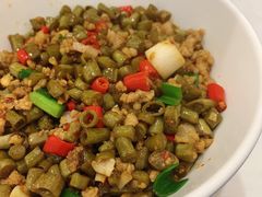 酸豆角炒肉末-新新湘菜馆(新中街二条店)