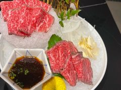 -山川小町·极番烧肉(新地假日广场店)