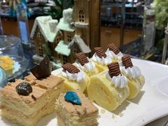 -安徽饭店·白鹭阁自助餐厅(梅山路店)