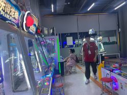 -嗨翻Hi-Fun竞技主题乐园·蹦床团建生日聚会(五棵松华熙店)