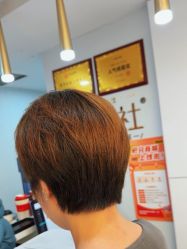 -镁连社·美联社