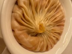 蟹肉龙虾汤包-利苑酒家(合景国际金融广场店)