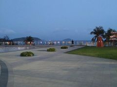 -亚龙湾中心广场
