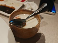 宫廷杏仁豆腐-四季民福烤鸭店(外滩外白渡桥店)