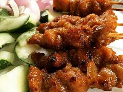 -东海岸人工湖美食村