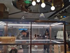 面包甜点陈列柜-奈雪的茶(中粮祥云小镇店)
