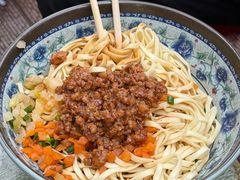 -牛师傅牛肉面(尚隆路店)