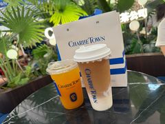 手煮·云顶锡兰轻乳茶-CHARLIETOWN红茶公司(南京万象天地店)