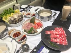 -红鼎豆捞·非遗鲍皇汤火锅(宝丰路店)