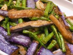 茄子烧豆角-永红源·啤酒烧烤海鲜大排档(台柳路店)