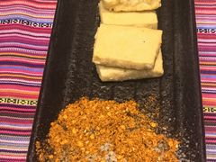 -香巴拉云南餐厅(华莱坞店)