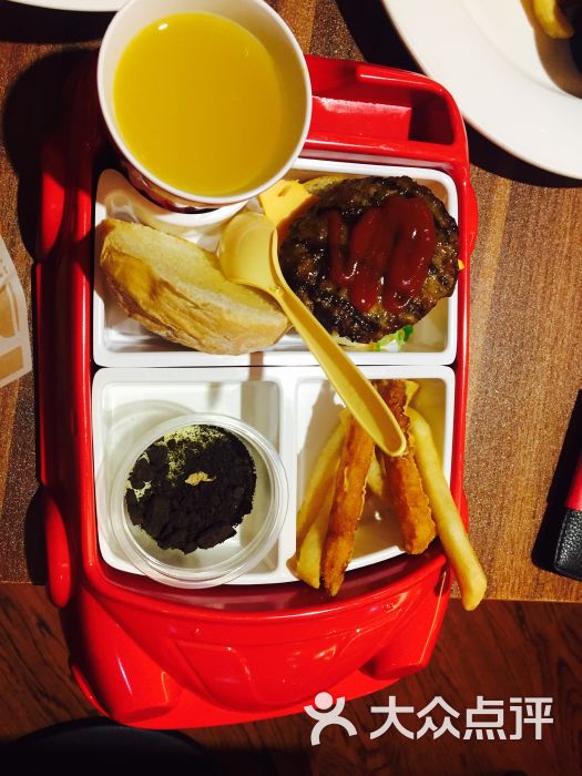 拉亚汉堡经典餐厅(银河国际店)儿童餐图片 - 第8317张