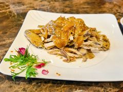 -景月阁空中食府(希尔顿酒店)