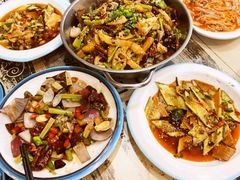 -阆辣荟餐饮(老味道8年·古城店)