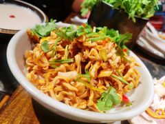 大理麻辣肚丝-老牌坊云南鱼豆花火锅(哈西万达店)