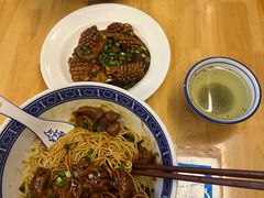 -沪西老弄堂面馆(定西路店)