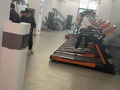 -乐刻健身(汇德隆购物中心店)