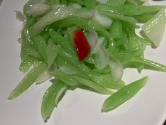 -吴越荣记苏州菜·松鼠桂鱼 100% 活鱼现做(月光码头店)
