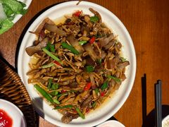 -唐师傅湘西名菜馆(武陵路店)