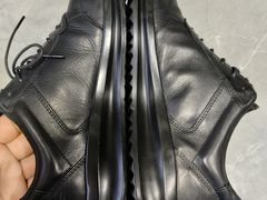 -京伟修鞋洗鞋奢侈品皮具护理店