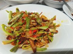-状元人家·公园别墅衡东土菜(溪悦荟店)