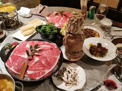 精品S级特眼肉-ONE FULL 古董港式海鲜火锅