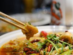 馋嘴牛蛙-川流不息·地道川菜·小龙虾(新松江路店)