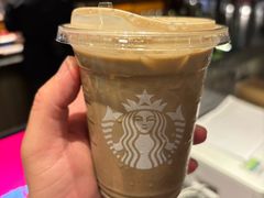 -星巴克(上海虹桥新天地二店)