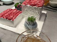 -左庭右院鲜牛肉火锅黑金店(陆家嘴中心店)