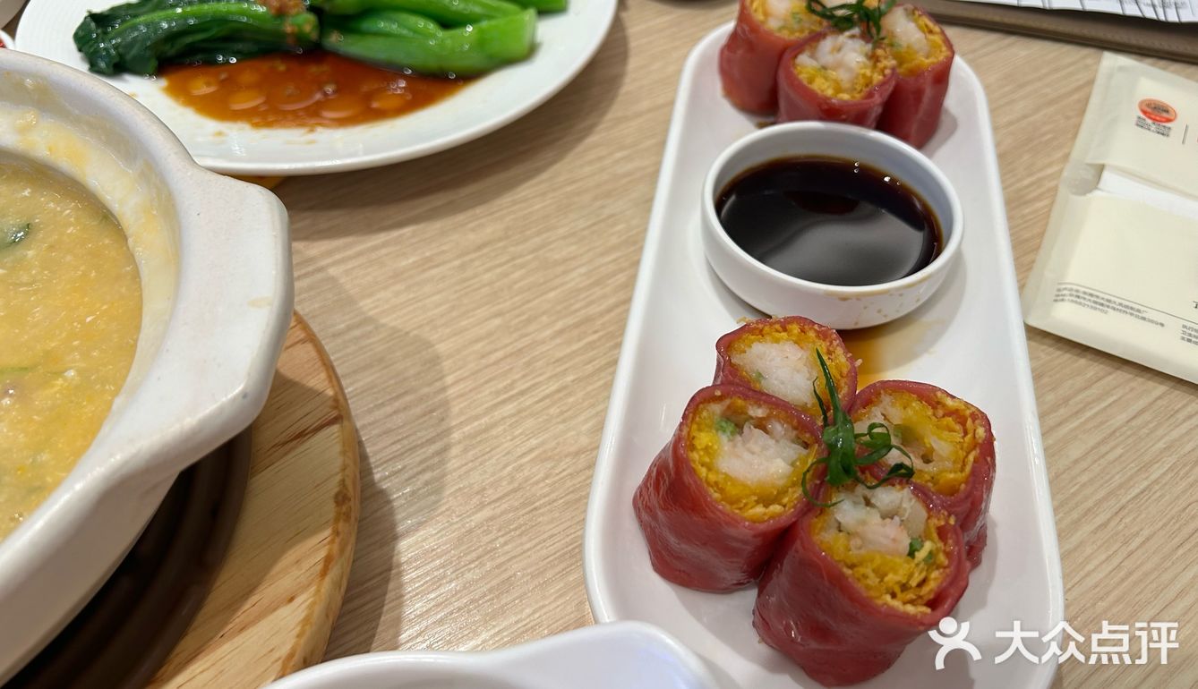 终于吃了之前的排队王啦