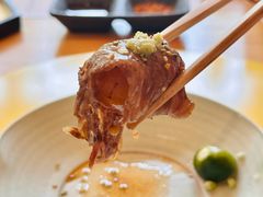 和牛上脑薄烧配提灯-鮨冠OMAKASE食べ放题(北京首店)