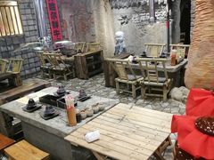 -破瓦寒窑·地摊烤羊排