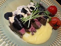 -JINNS锦时 steak&pizza(浸信会礼拜堂旧址店)