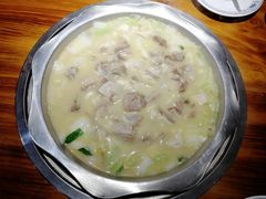 白汤羊肉-福茂瀧牛蛙火锅烧鸡公(金沙总店)