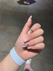 -UGIRL有个美甲