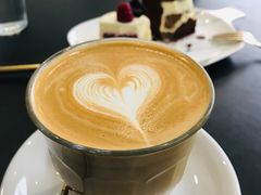 -UNI UNI(环亚凯瑟琳店)