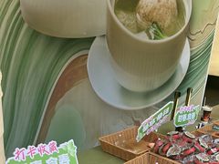 -瑞虹新天地月亮湾