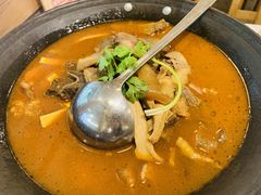 -霄汉牛三鲜湖北砂锅菜(万松园2店)