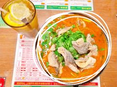 -肥汁米蘭香港米线(定西路店)