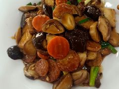 -老码头黑皮肘子锅包肉(文政街店)