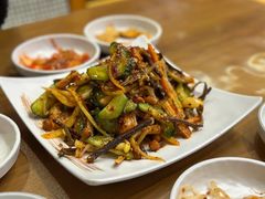 -长寿参鸡汤(朝韩风情街店)