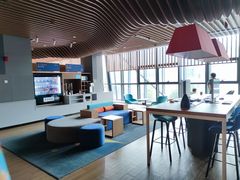 -珠海拱北口岸智选假日酒店