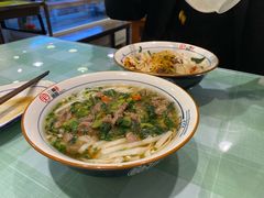 黄瓜皮牛肉汤粉-刘氏三和面馆