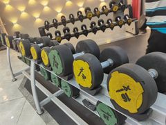 -美航国际健身(北京华联店)