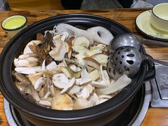 -菌之家·专业纯野生菌火锅·特色炒菌