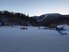 -亚布力新体委滑雪场