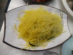 -老鄞江清水龙虾•赵赵家(江北店)